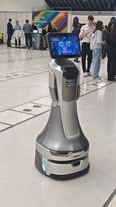 begruessungsroboter_mieten