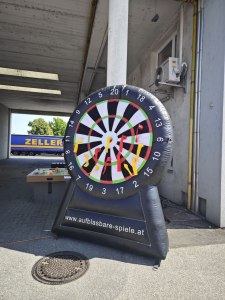 aufblasbares_dart_zu_mieten