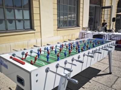 weisser_tischfussballtisch_hochzeit_xxl