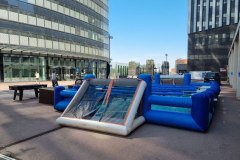 aufblasbares_fussballfeld_mieten