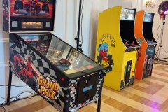 kleine_spielhalle_flipper_pacman
