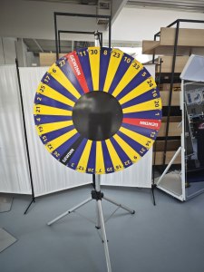 gluecksrad_zu_mieten_blau_gelb