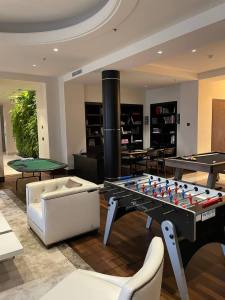 kicker_rent