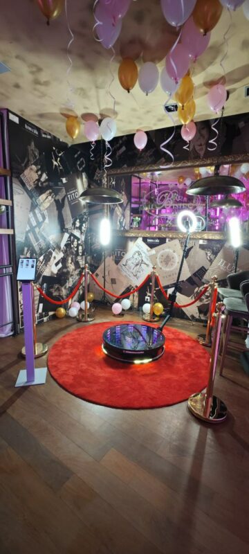 Verleih von 360 Videobooth für Hochzeit oder Firmenfest 8