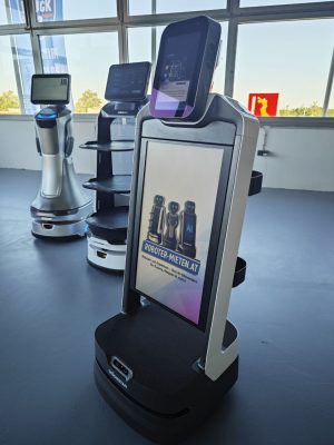 27_zoll_screenmonitor_roboter 27_zoll_screenmonitor_roboter
